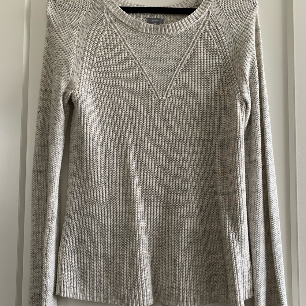 Aerie long sleeve sweater